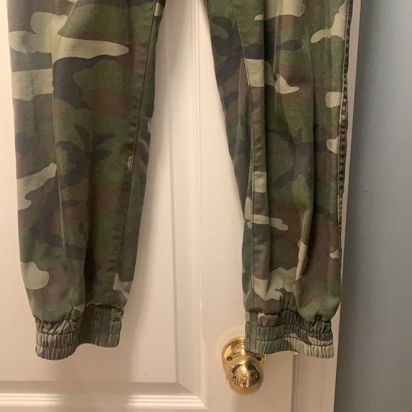 Aritzia/TNA pants - Picture 3 of 7